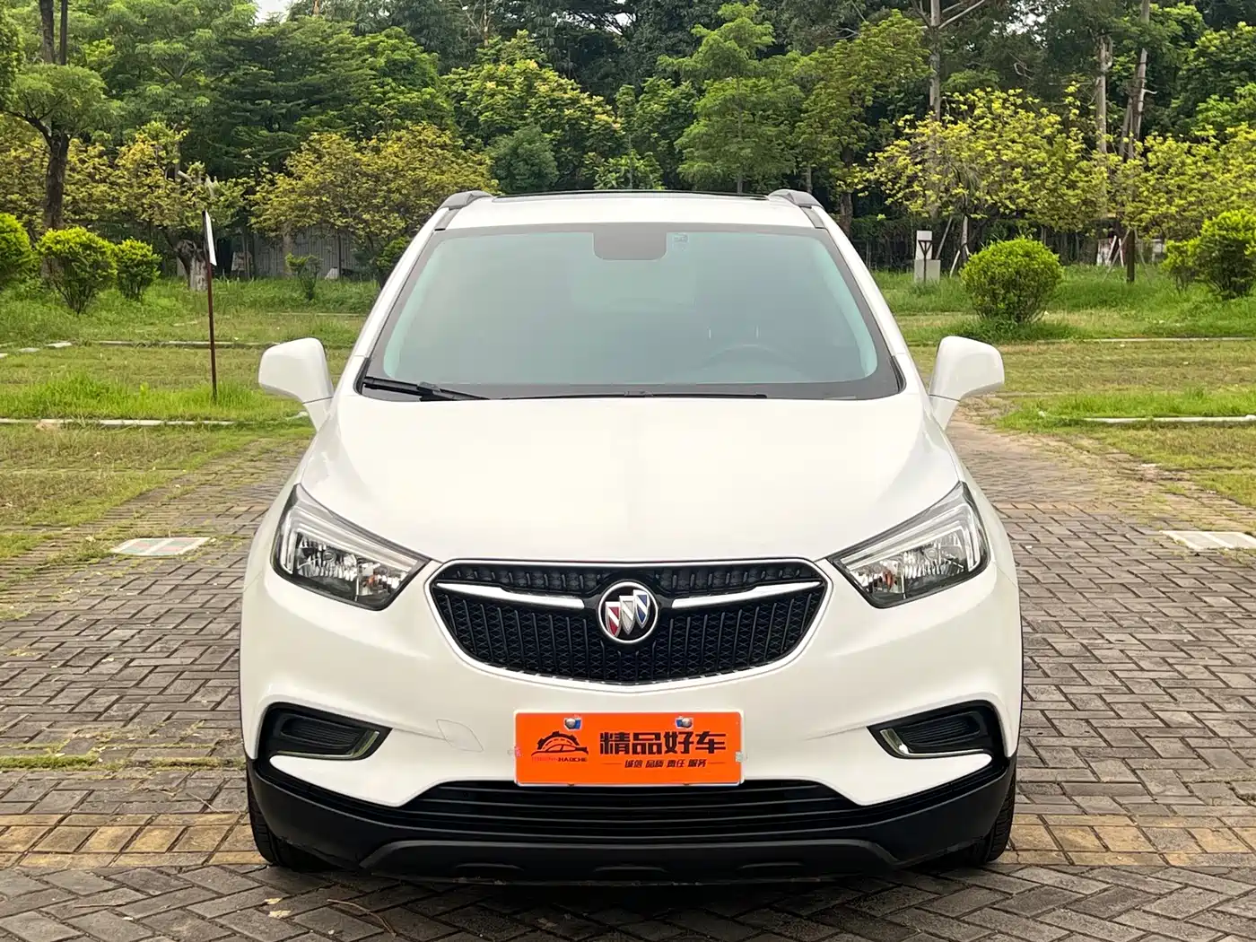 Photo 2 - Buick Encore