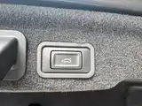 Фото 16 - Audi A8
