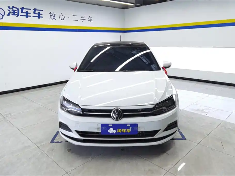 Volkswagen Polo 2023 Plus 1.5L Automatic Colorful Tech Edition фото 2