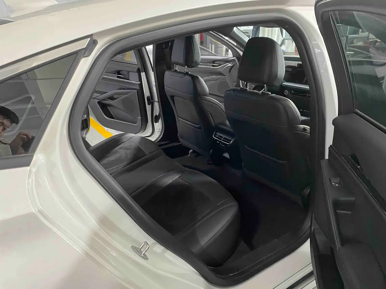 Фото 9 - Ford Mondeo
