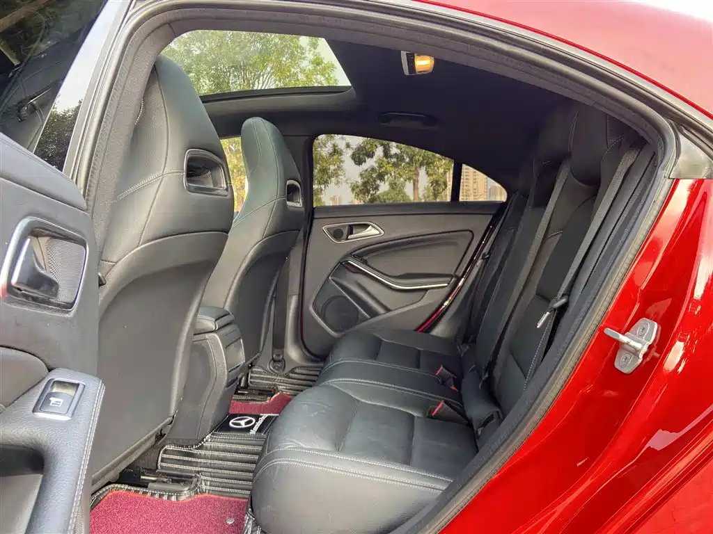 Mercedes-Benz CLA (Import) 2014 CLA 260 4MATIC фото 6