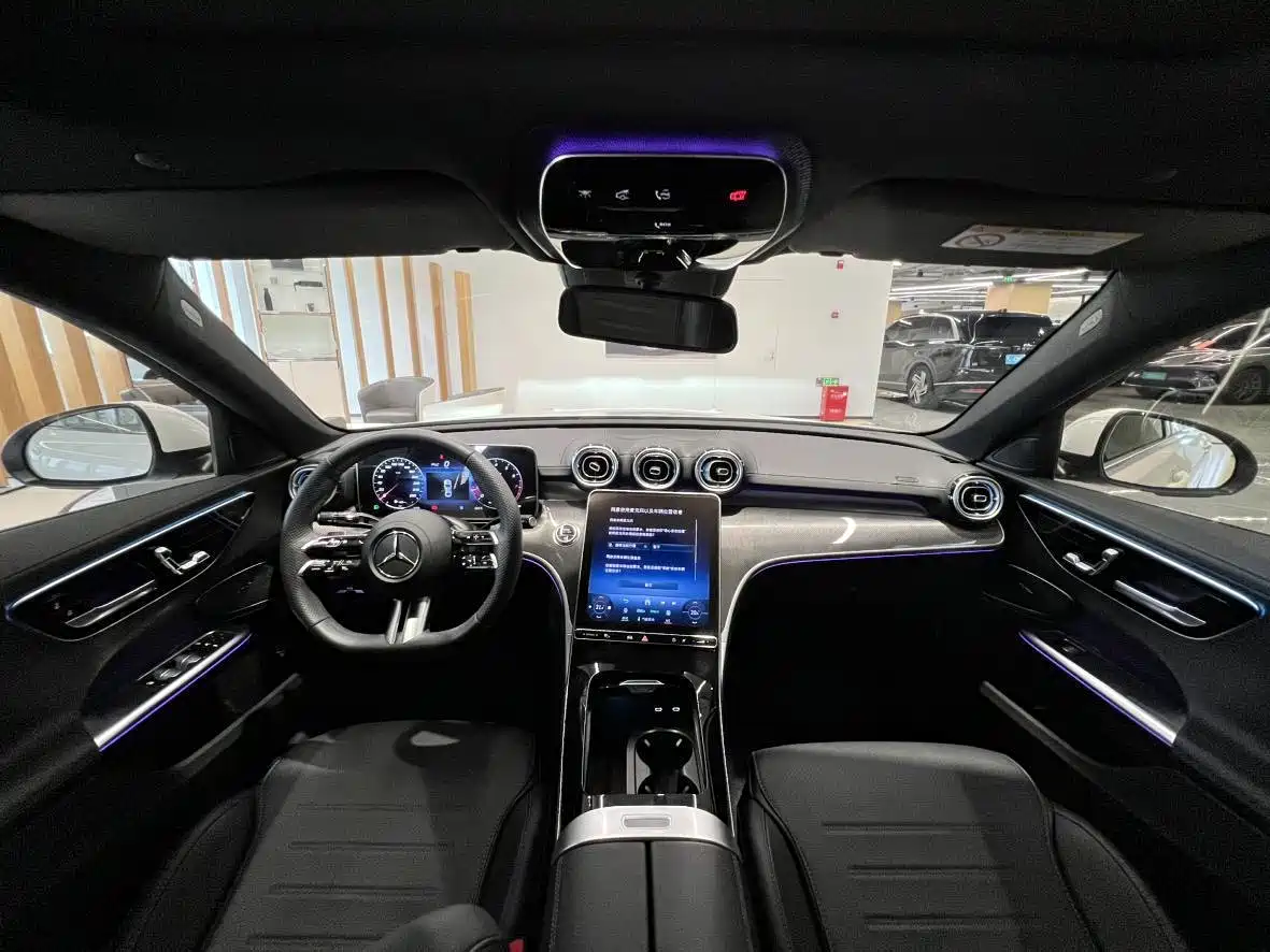 Mercedes-Benz C-Class 2023 Facelift C 260 L Sport Edition фото 12