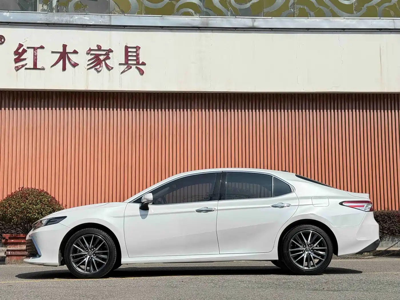 Toyota Camry 2021 2.5G Luxury Edition фото 4