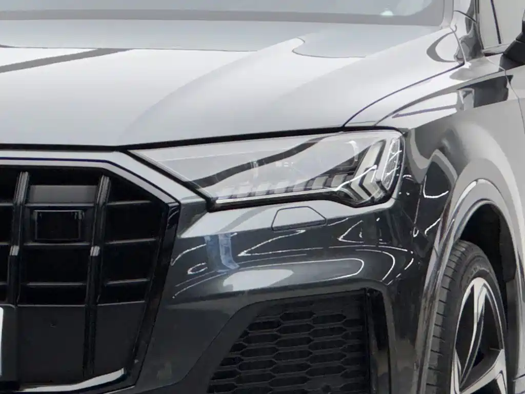 Audi SQ7 2024 2024 4.0 TFSI Dark Knight Edition