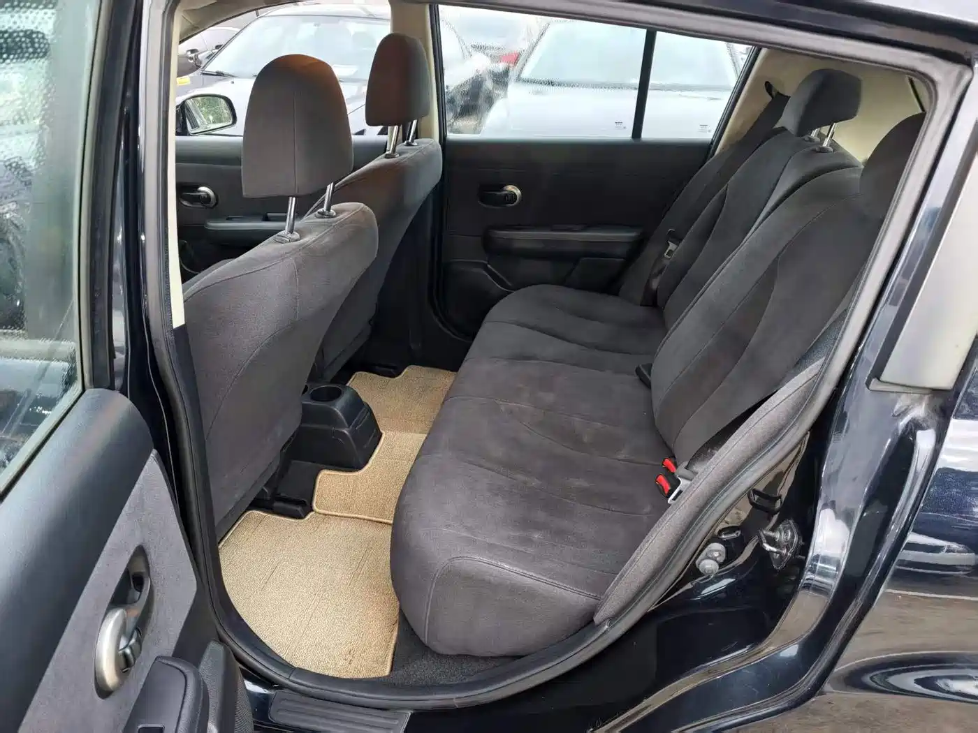Nissan Tiida 2009 2008 1.6L Automatic Luxury