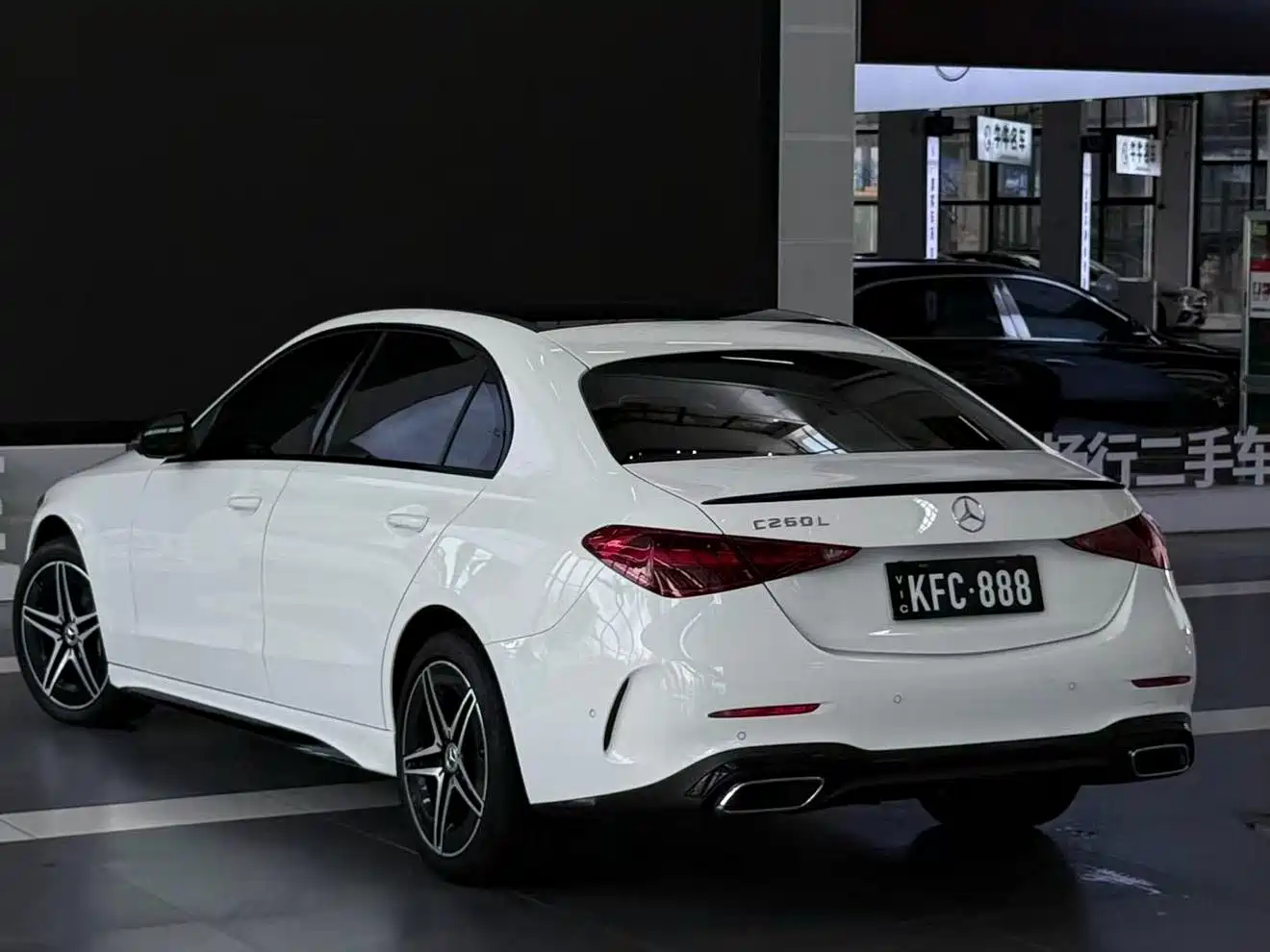Фото 4 - Mercedes-Benz C-Class
