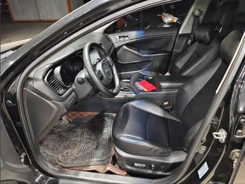 صورة 12 - Kia K5