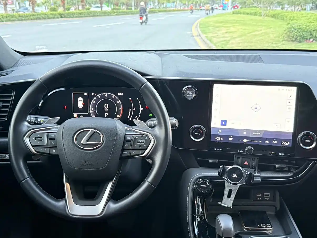 Lexus NX 2023 260 FWD Dynamic Edition фото 9