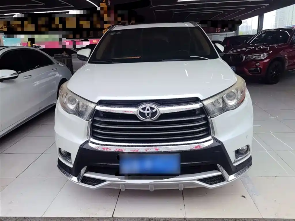 Toyota Highlander 2015 2.0T AWD Luxury Edition 7-seater фото 3