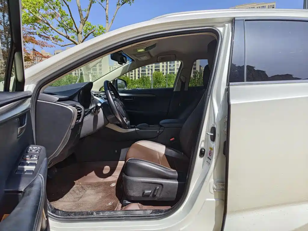 Lexus NX 2015 200 FWD Premium фото 8