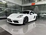 Photo 1 - Porsche 718