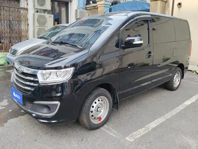  JAC Refine JAC Refine M3 2025 PLUS 1.8L Manual Classic 5-seater