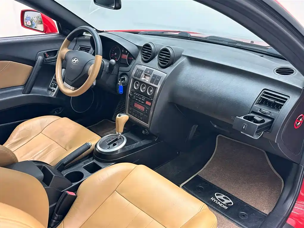 Hyundai Coupe 2004 Model FX 2.7 фото 13