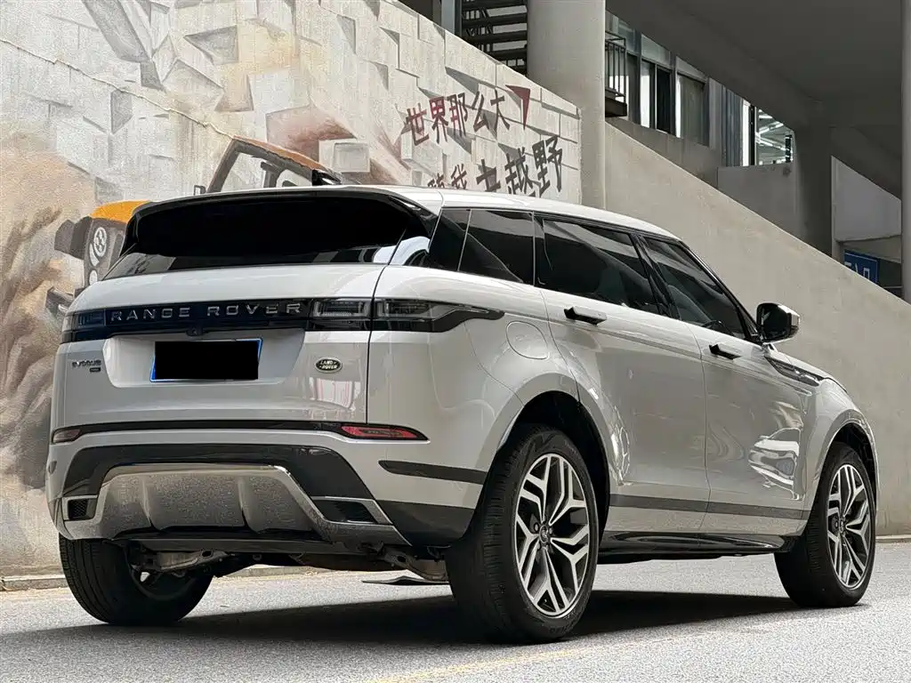 Land Rover Range Rover Evoque 2022 Facelift Range Rover Evoque L 249PS R-Dynamic Luxury фото 5