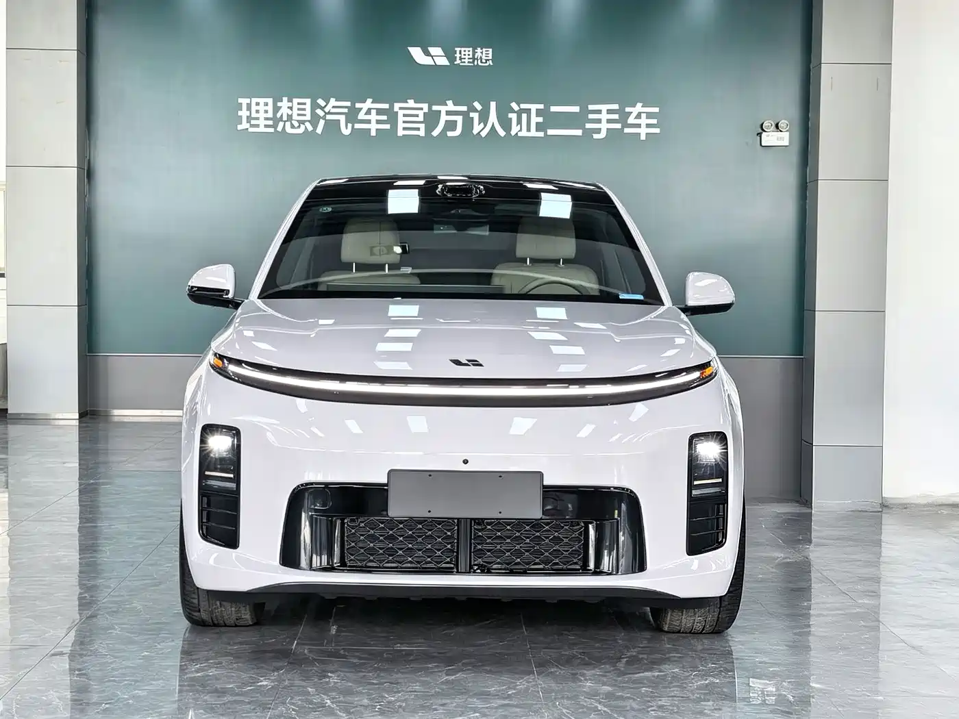 Li Auto L6 2026
