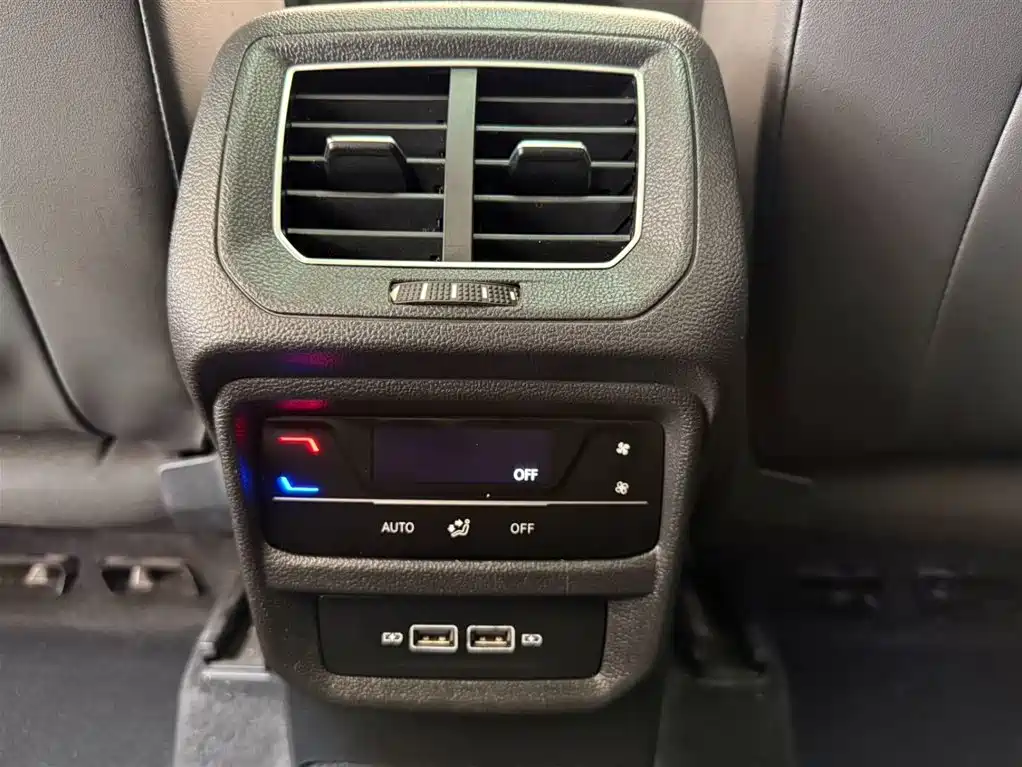 Volkswagen Tayron 2023 280TSI 2WD Luxury Plus Advanced Edition фото 19
