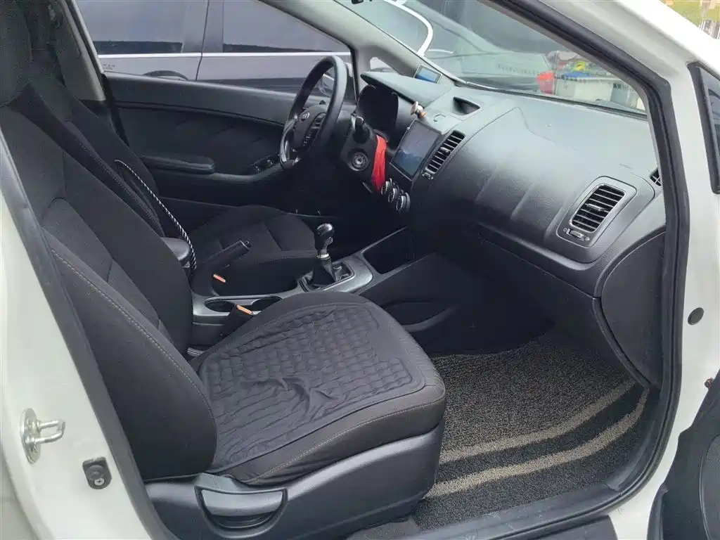 Kia K3 2015 1.6L Manual GL фото 20