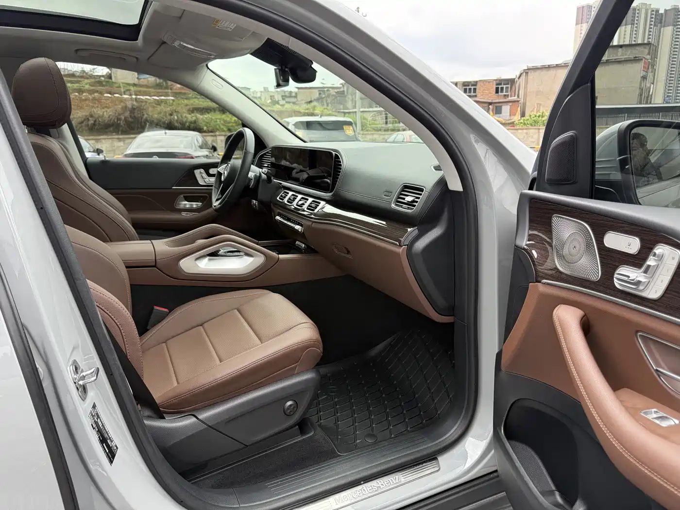 Mercedes-Benz GLE 2024 Facelift GLE 350 4MATIC Fashion фото 4
