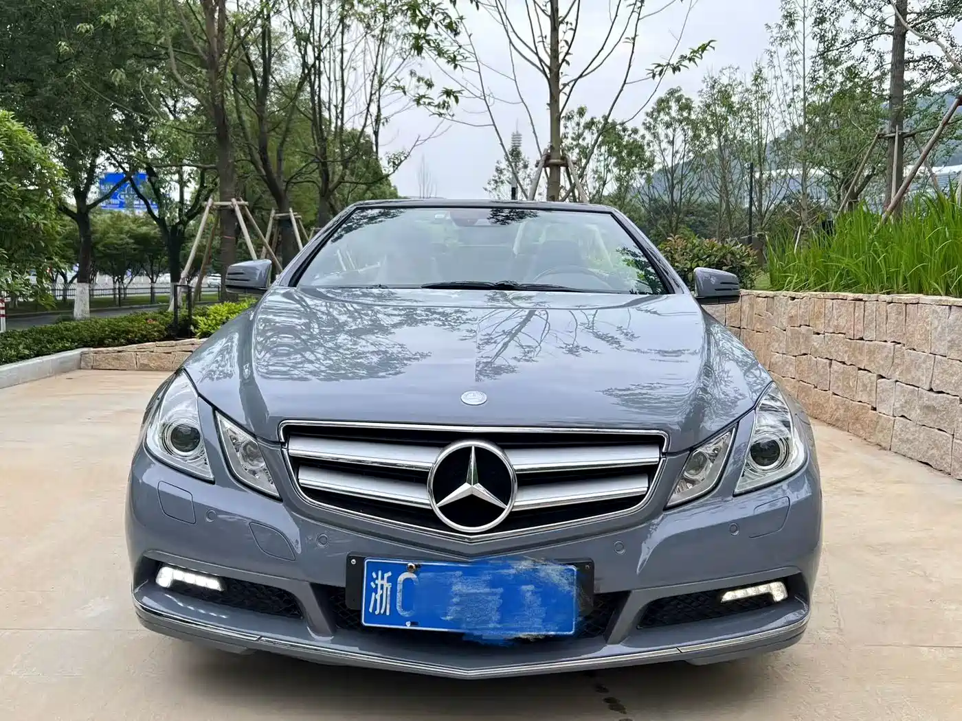 Mercedes-Benz E-Class (Import) 2011 E 260 CGI Convertible фото 2