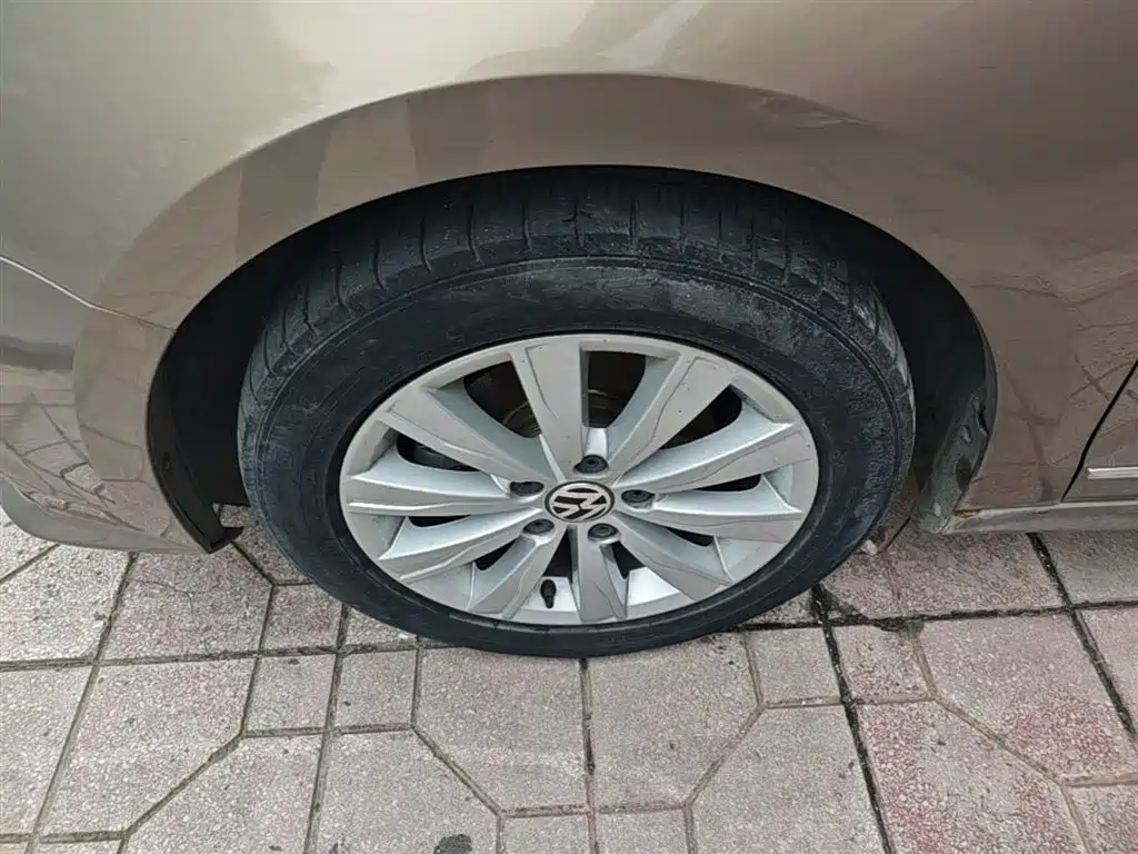 Volkswagen Sagitar 2015 1.6L Manual Comfort фото 22