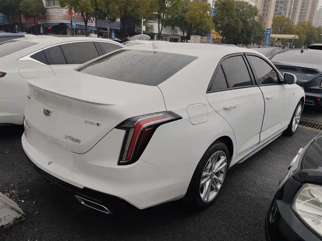 Cadillac CT4 2022 28T Fashion Style фото 23
