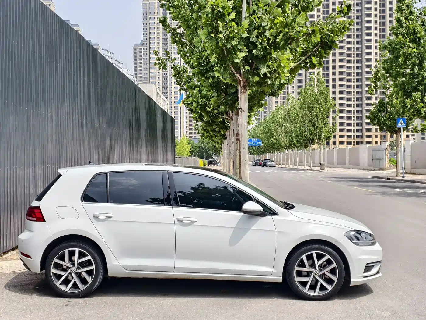 Volkswagen Golf 2020 200TSI DSG Comfort фото 4