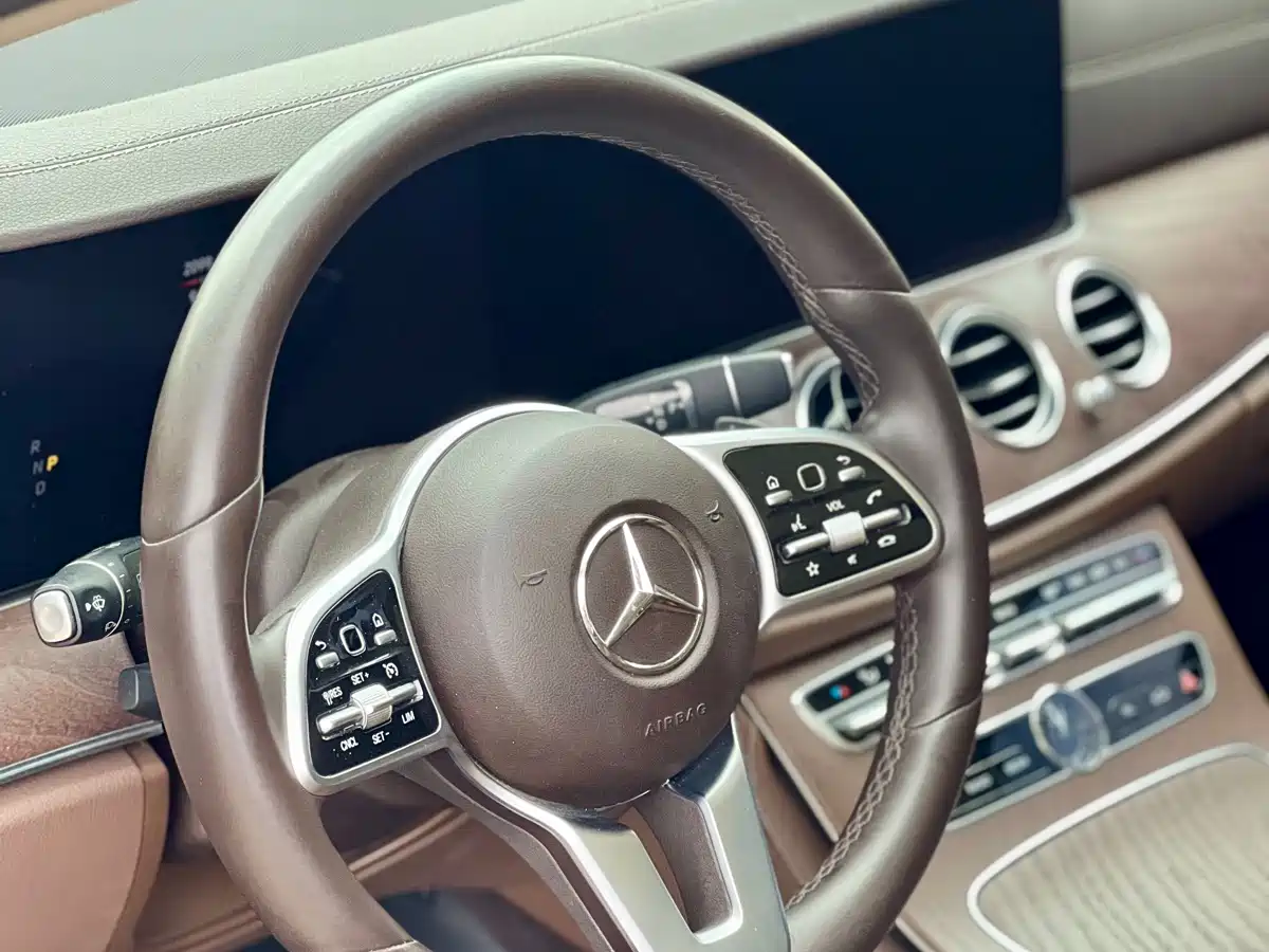 Mercedes-Benz E-Class 2020 Facelift E 300 L Fashion фото 4