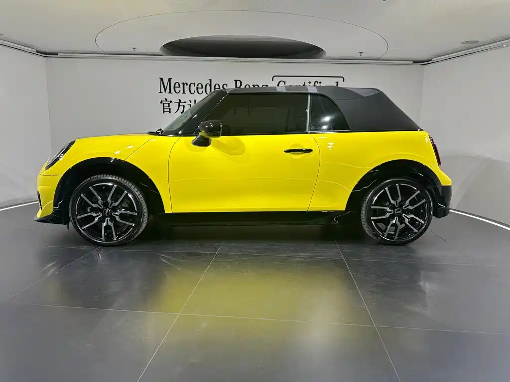 MINI MINI 2025 2025 2.0T COOPER S CABRIO Racer