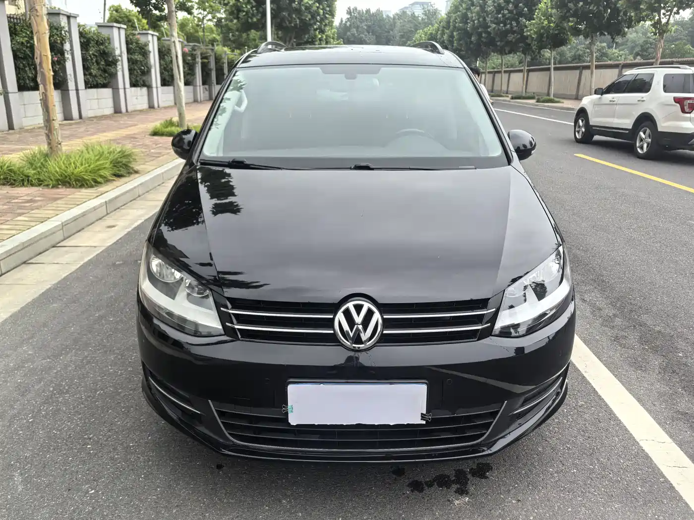 Volkswagen Sharan 2016 380TSI Comfort 7-seater фото 2