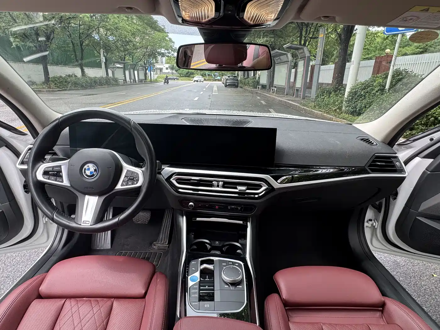 BMW i3 2024 eDrive 35 L фото 5