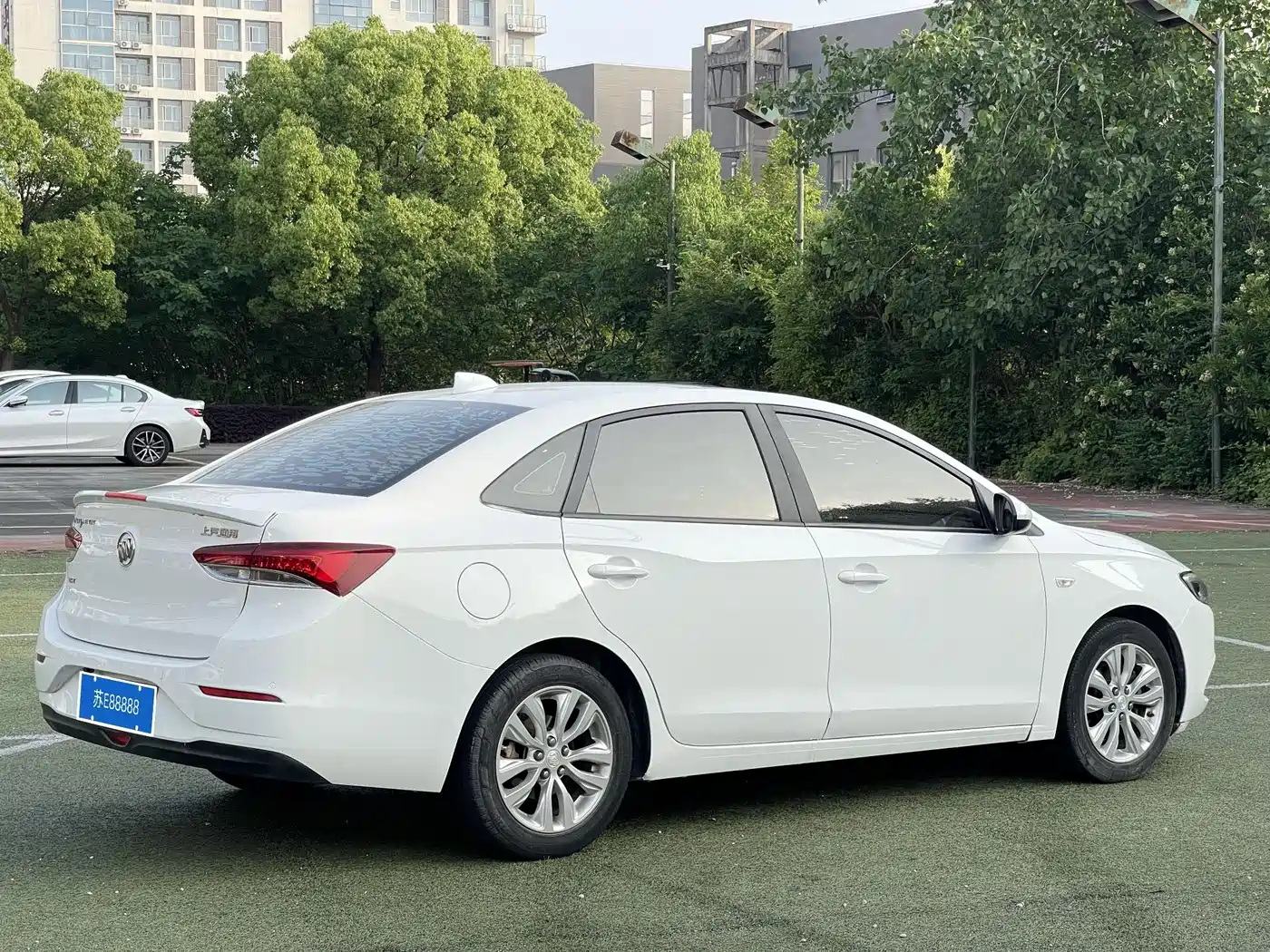 Buick Excelle 2018 15T Dual Clutch Elite (China V) фото 12