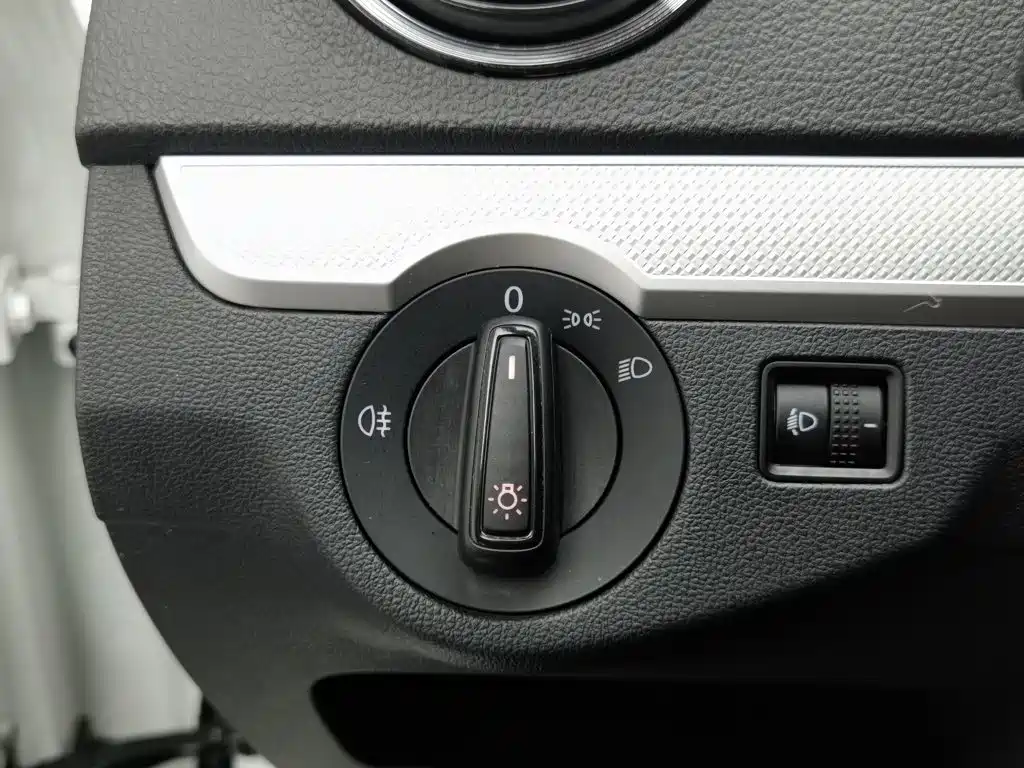 Jetta VA3 2021 2019 1.5L Manual Joy Edition