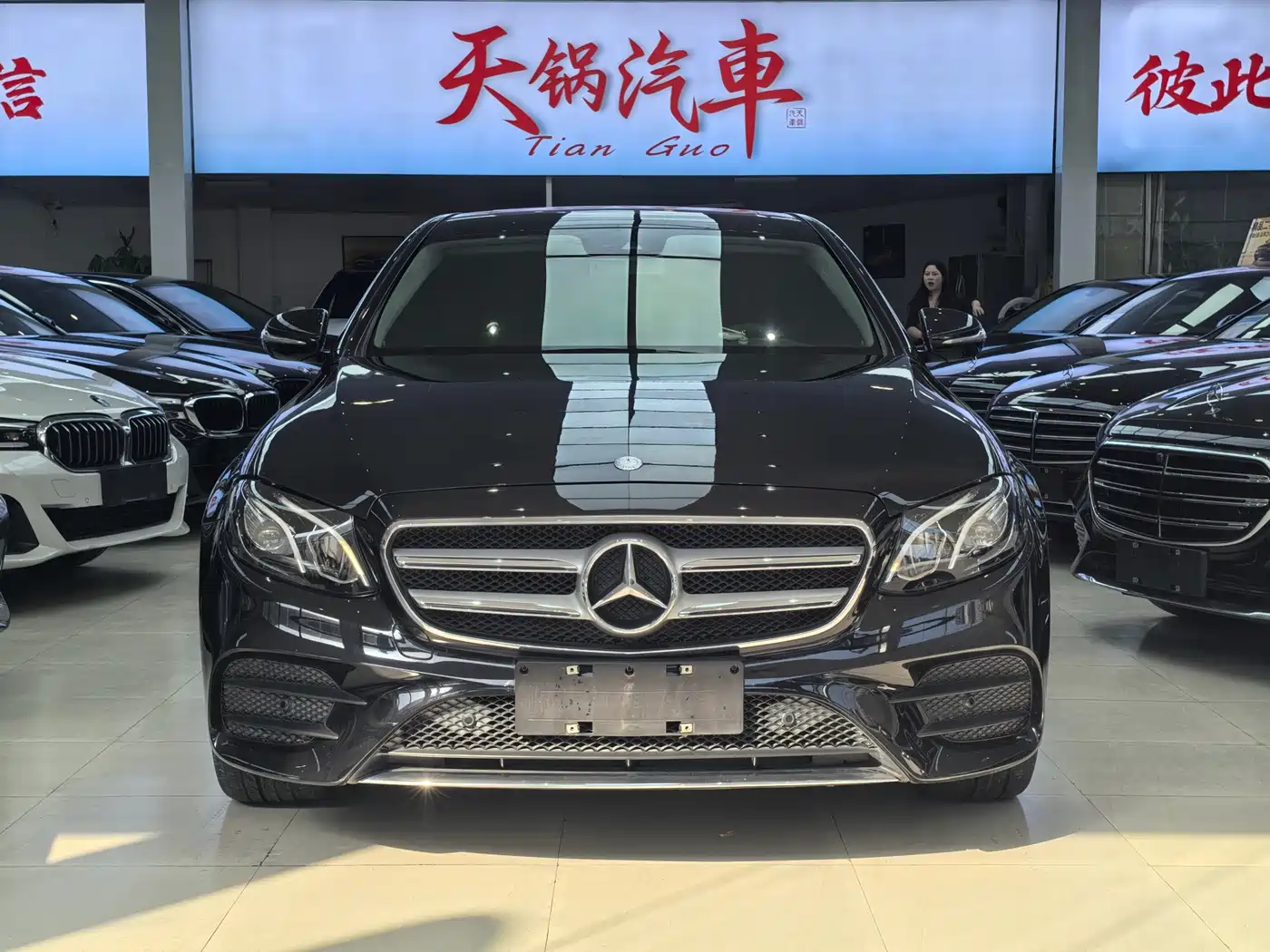 Mercedes-Benz E-Class 2016 E 300 L Sport Fashion Type фото 2