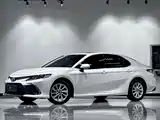 Фото 1 - Toyota Camry