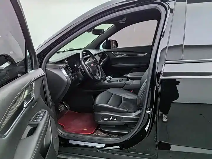 Cadillac XT6 2020 28T 6-Seater 4WD Luxury Sport Model фото 5