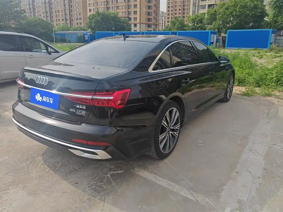 Audi A6L 2025 45 TFSI quattro Premium Sport фото 3