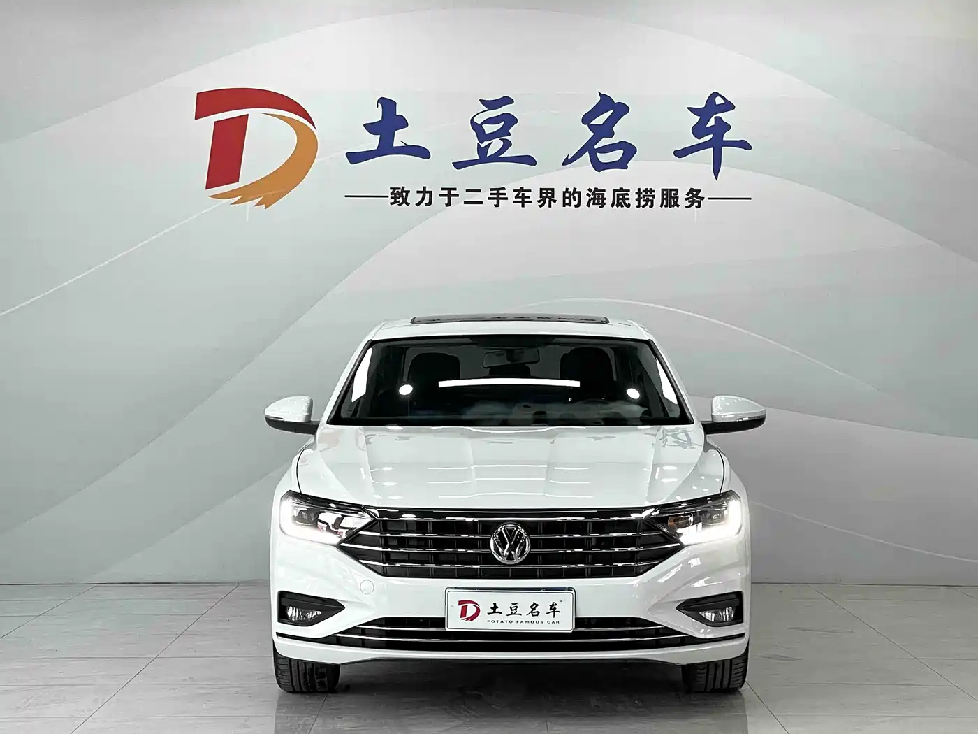 Volkswagen Sagitar 2022 280TSI DSG Surpassing Edition фото 2
