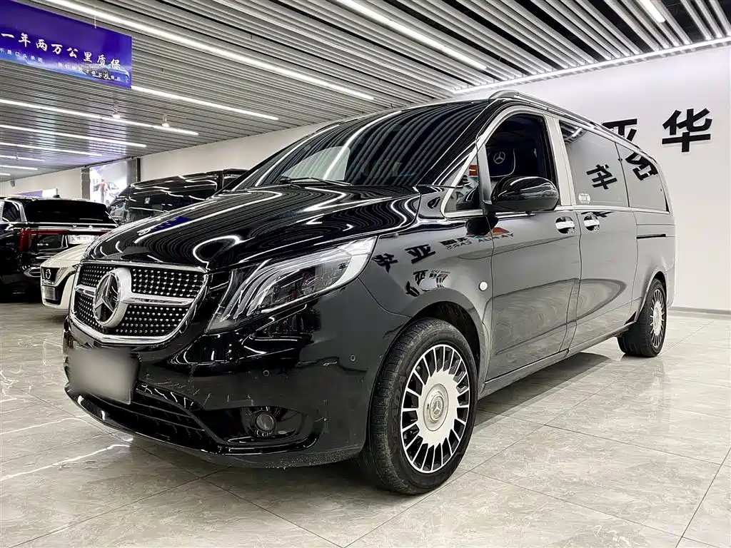 Mercedes-Benz Vito 2021 2.0T Business Edition 7-seater