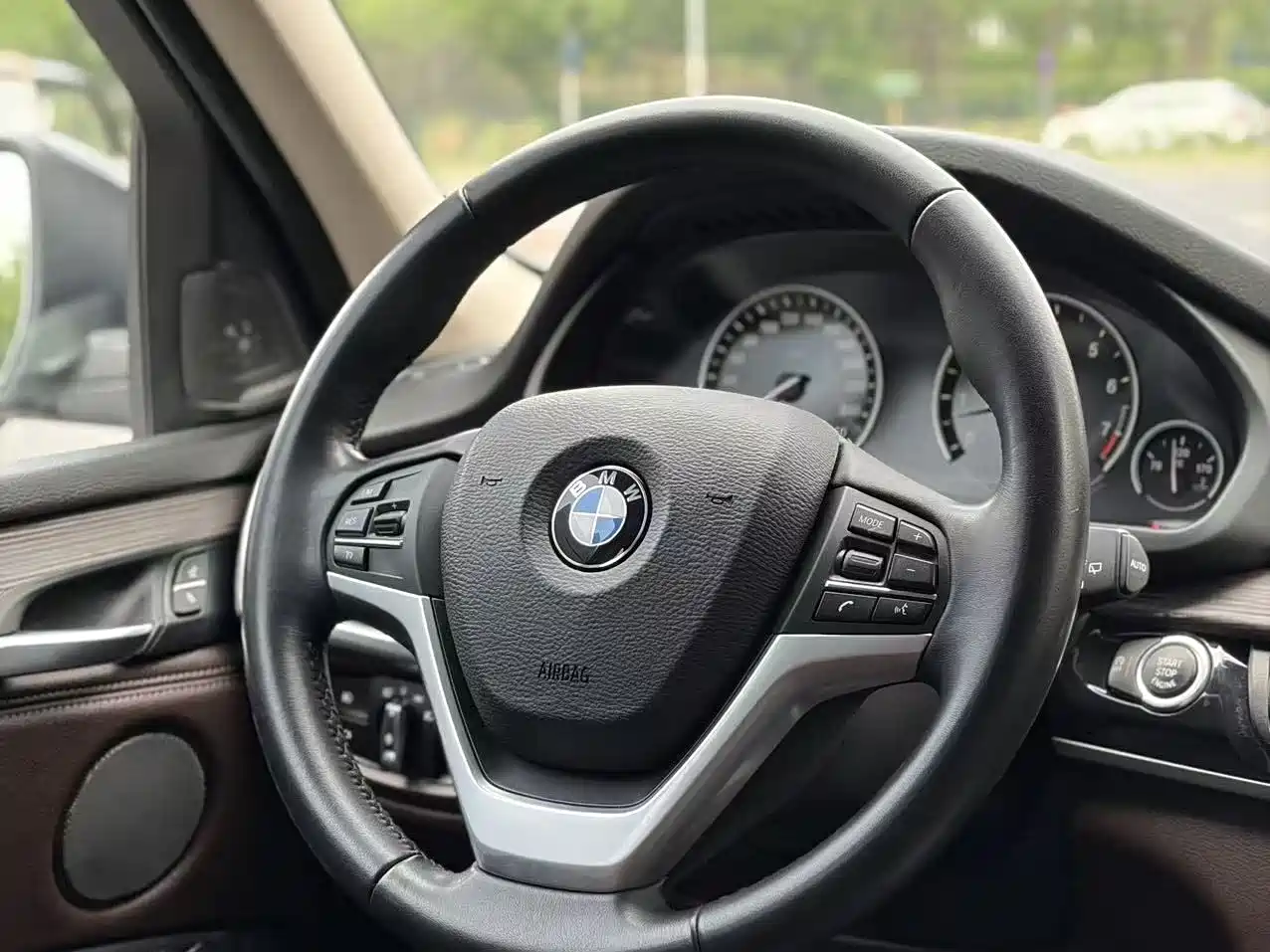 BMW X5 (Import) 2014 xDrive35i Leading фото 9