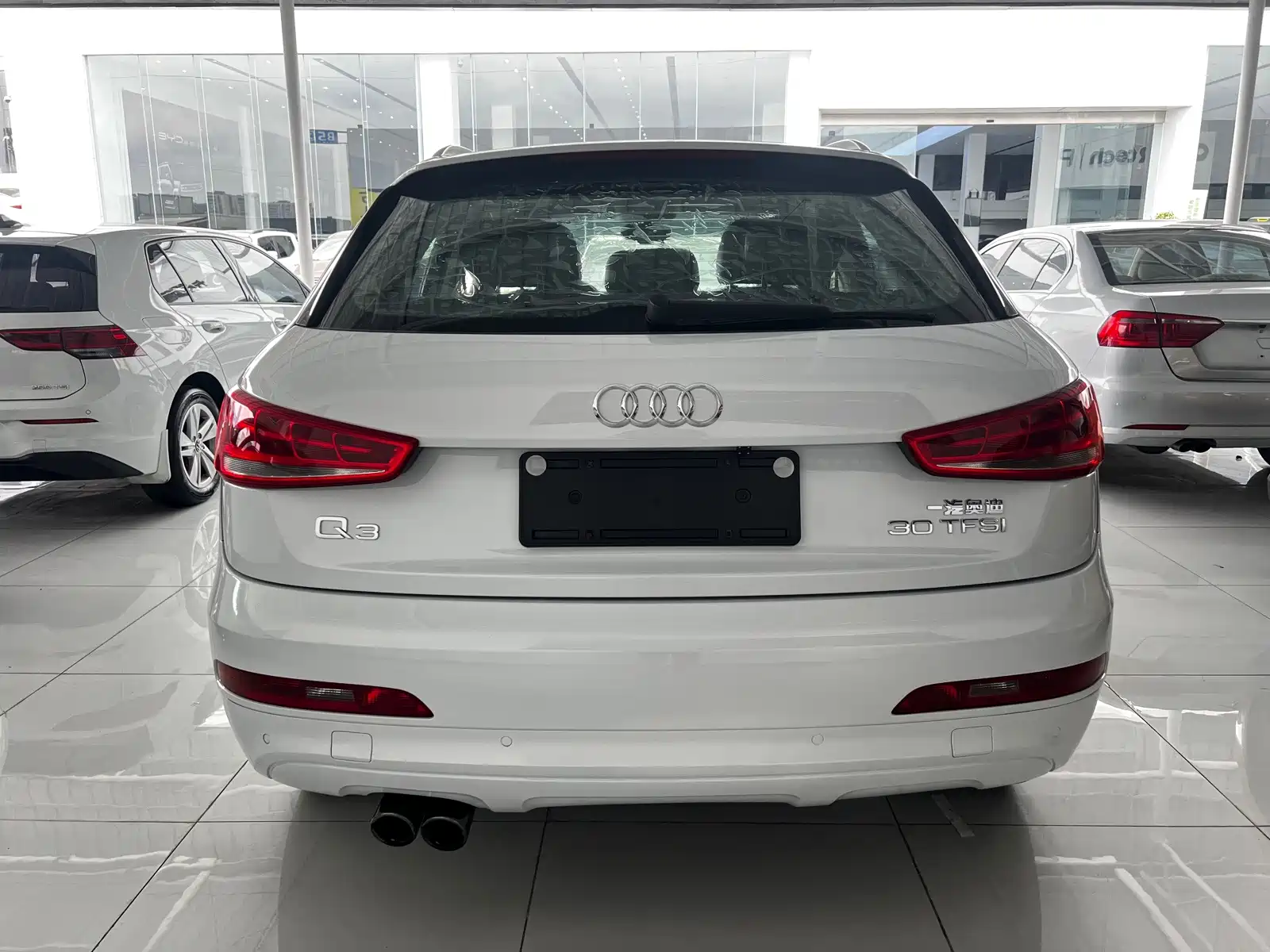 Фото 14 - Audi Q3
