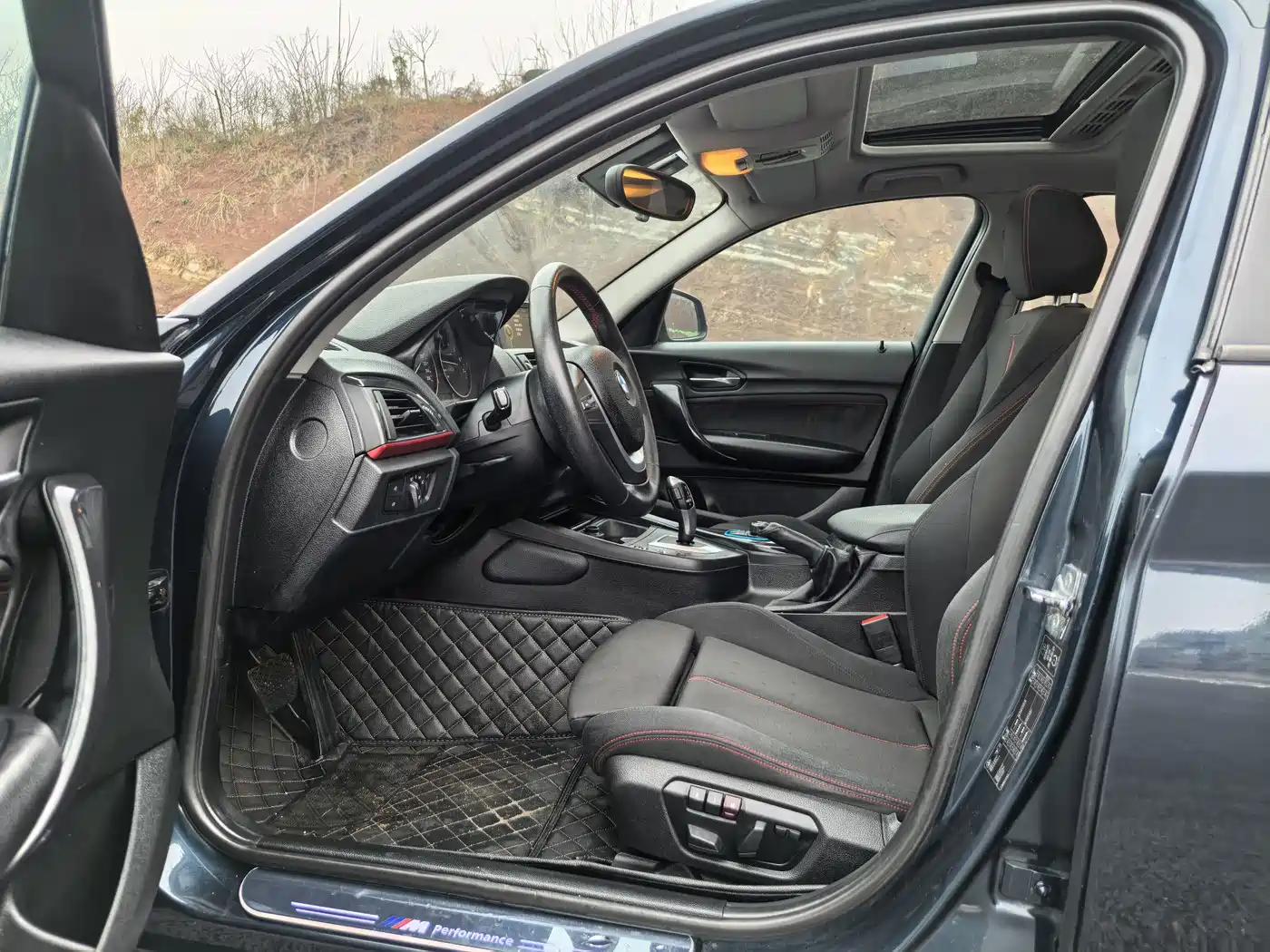 BMW 1 Series (Import) 2012 118i Sport фото 9
