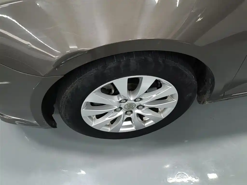 Buick LaCrosse 2013 2.4L SIDI Leading Comfort фото 23