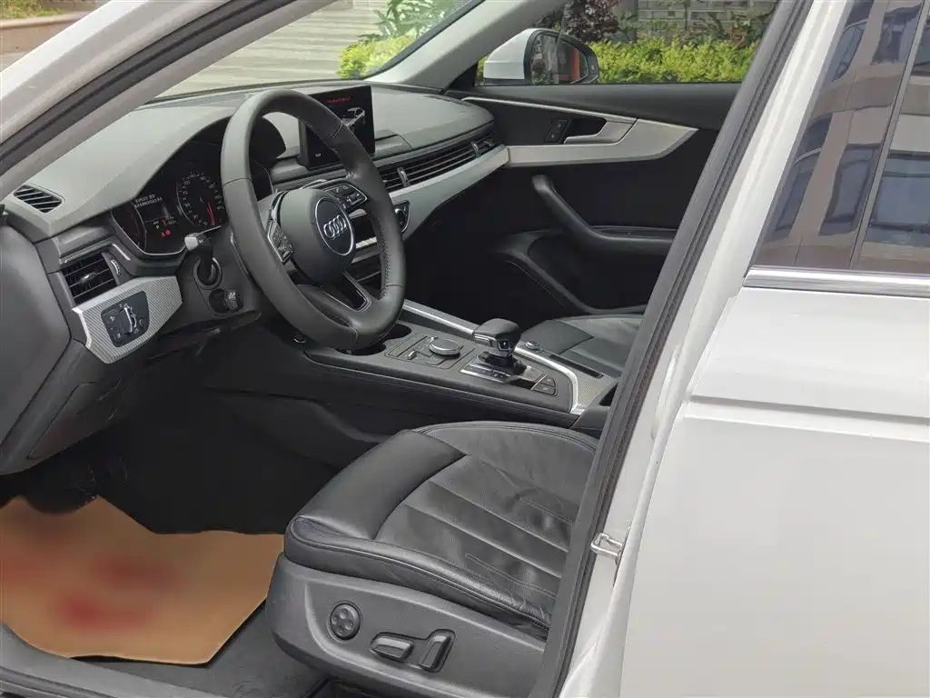 Audi A4L 2017 40 TFSI Fashion Edition фото 14