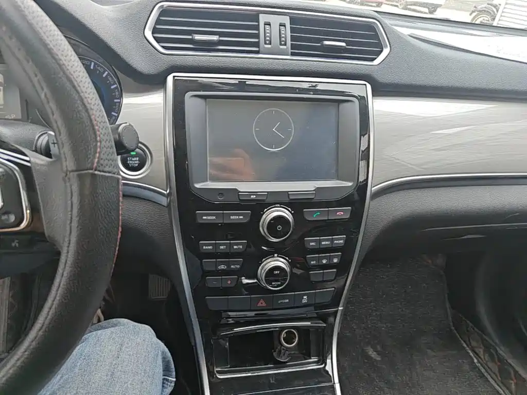 Фото 13 - Haval H2