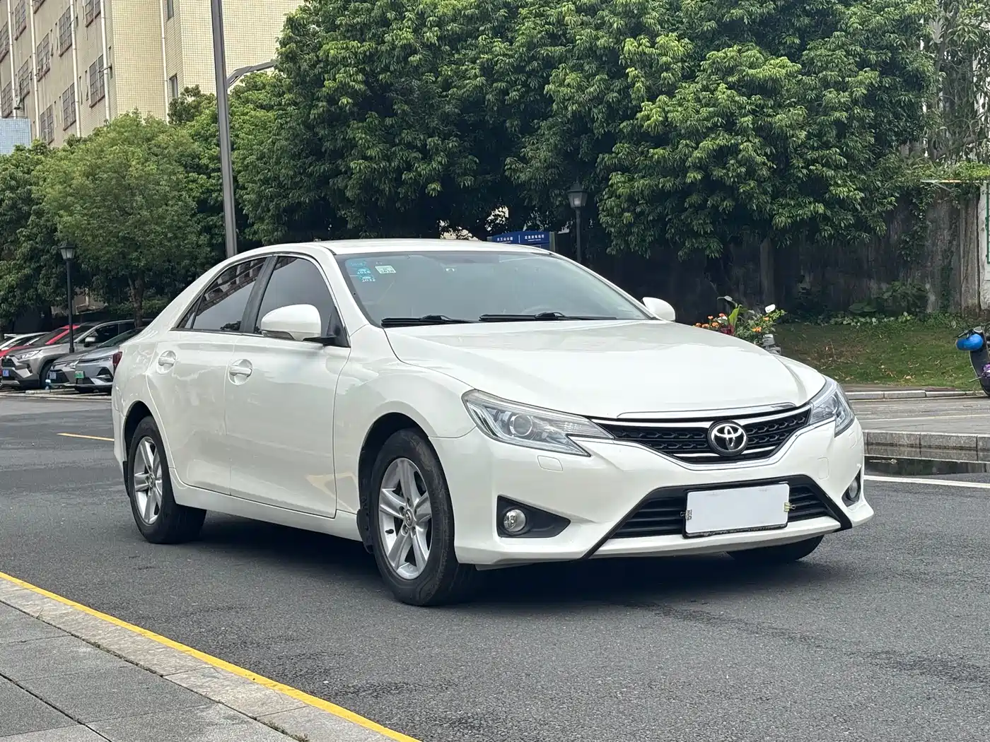 Toyota Reiz 2013 2.5S Elite Edition фото 3