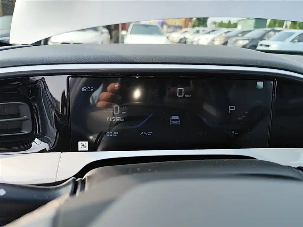 Geely Galaxy Starry Wish 2026 Edition 310km Youth Version фото 12