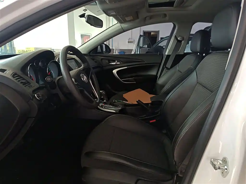 Buick Regal 2015 1.6T Leading Tech Edition фото 15