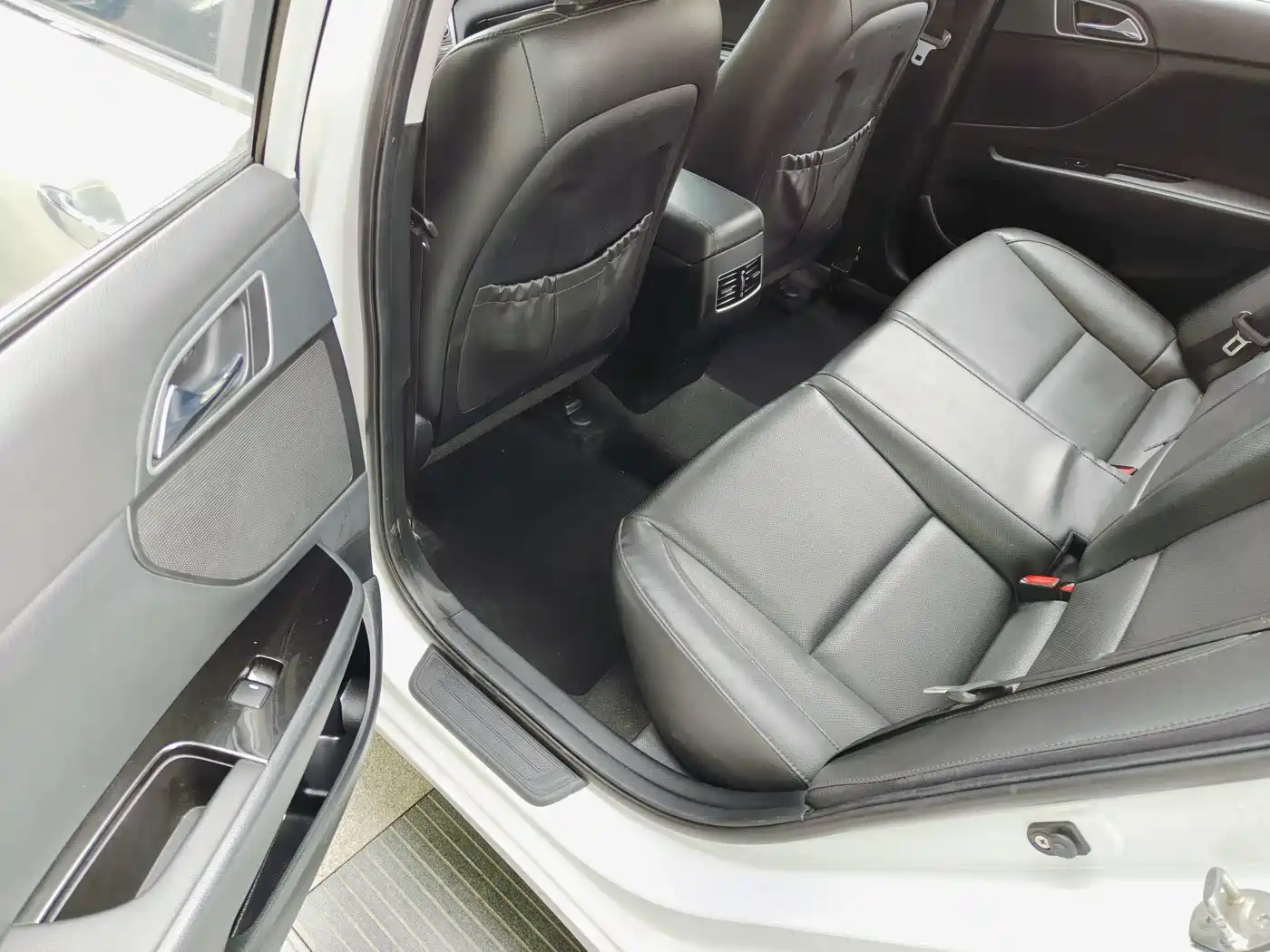 HYUNDAI NAME PICTURE