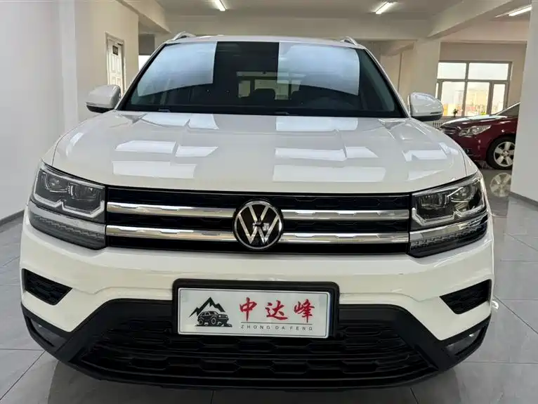 Volkswagen Tharu 2022 280TSI FWD Luxury Edition фото 2