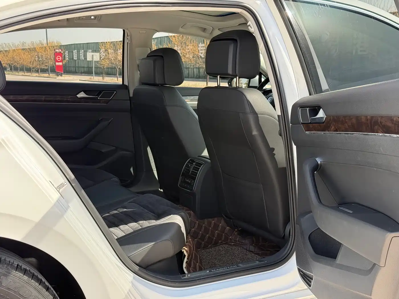 Volkswagen Magotan 2018 330TSI DSG Luxury фото 32